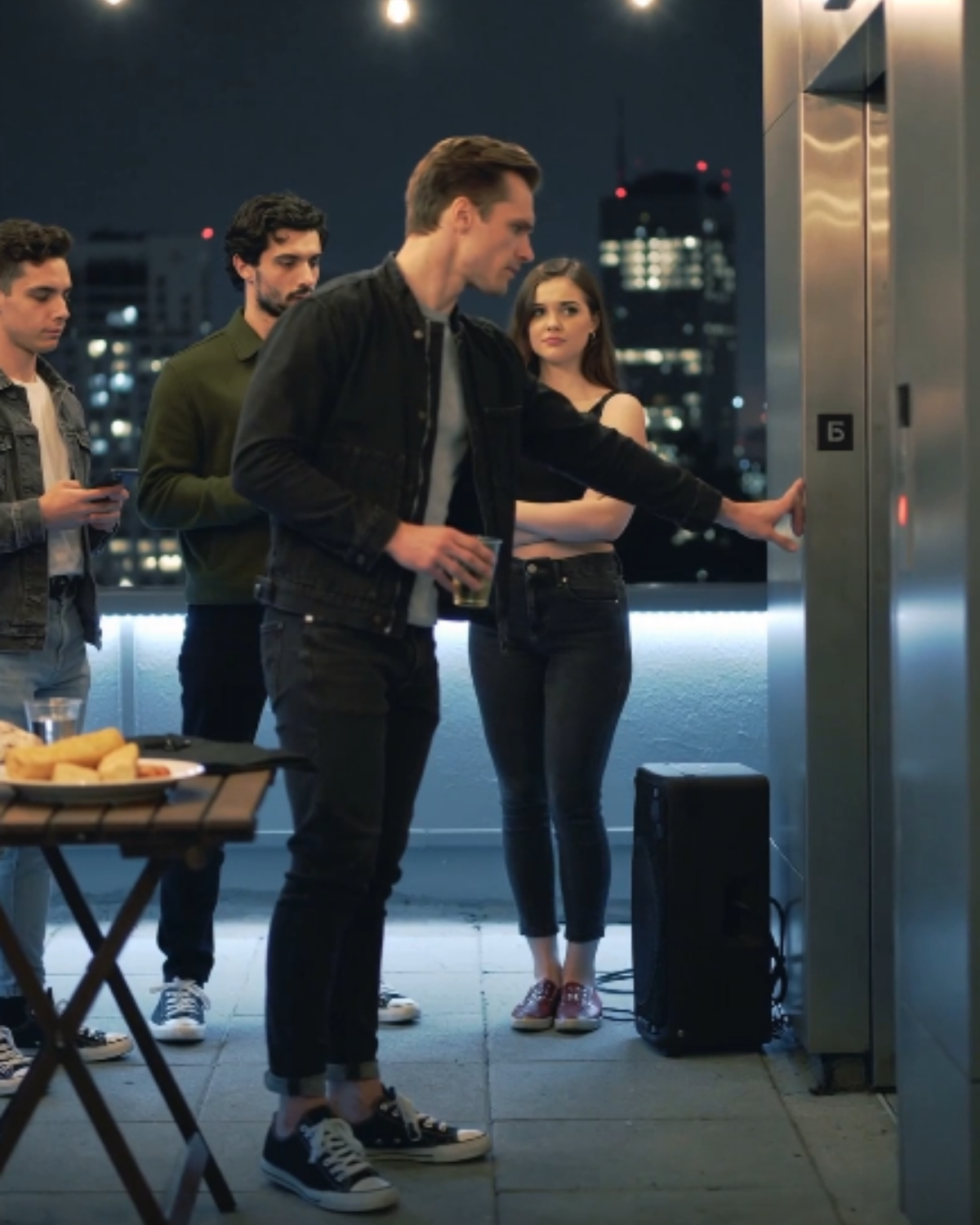 s – My Girlfriend Snapped: “Nobody’s Holding You Hostage. You Know Where The Exit Is,” After Flirting With Another Guy At My Work Event. So I Left — Exactly As She Suggested. The Moment She Came After Me Again…