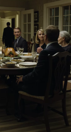 The turkey was already in the oven when we arrived.  That smell—herbs, butter, roasted skin—usually signals comfort.  That day, it signaled tension.  Because I already knew, before anyone said anything, that this Thanksgiving would not be neutral.  My mother has never been neutral about change.  Especially the kind she didn’t authorize.