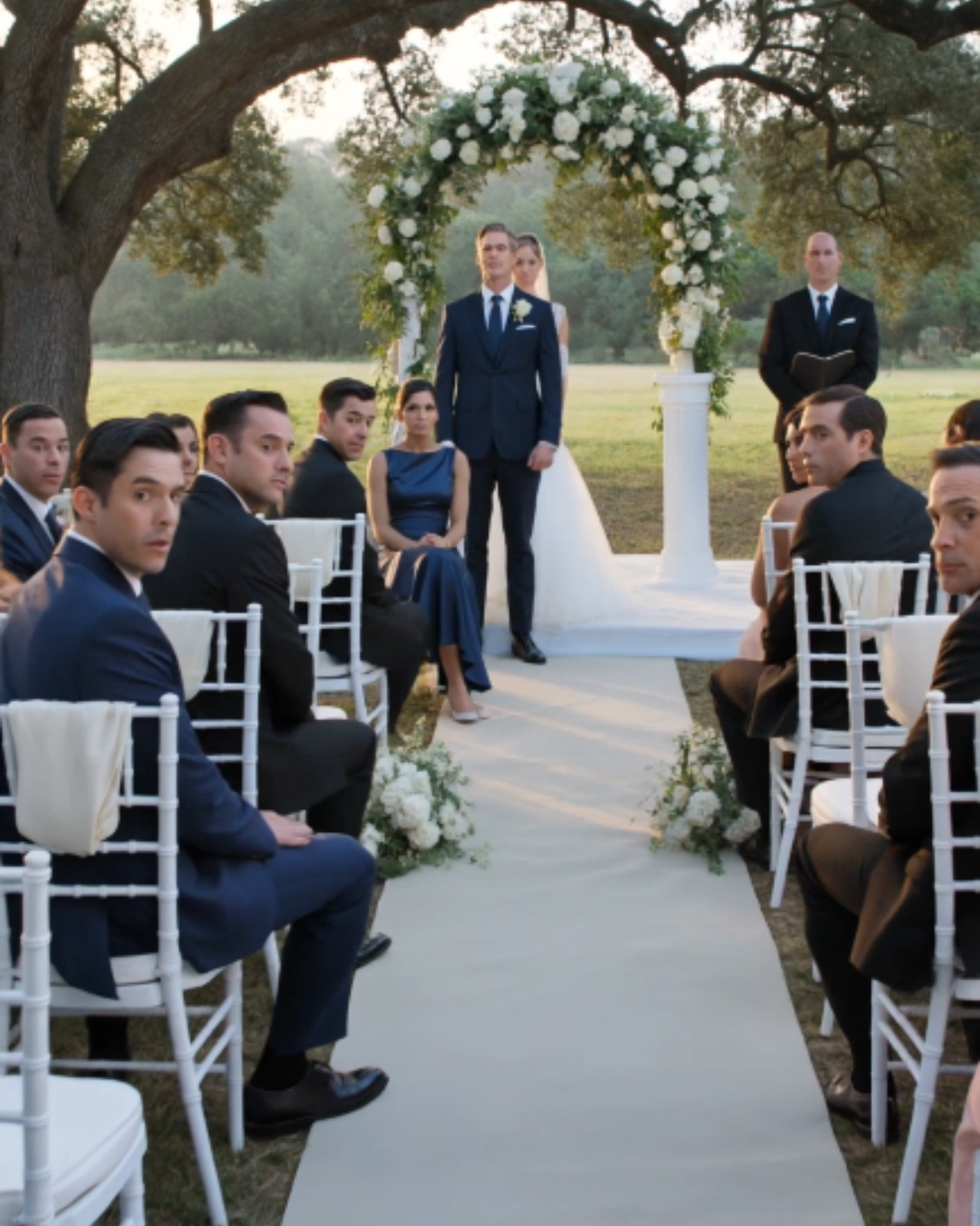 s – My Sister Stole My Fiancé And Sent Me A Wedding Invite. At The Ceremony, She…