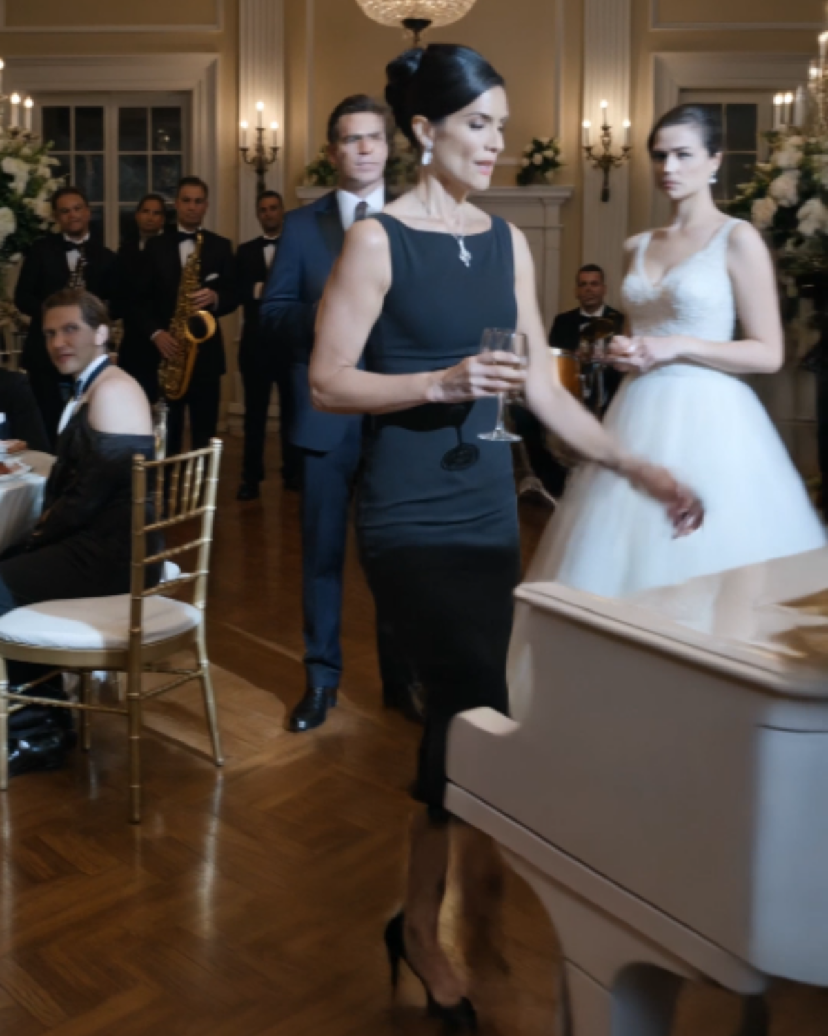 s – My Sister Called Me A Disgrace—Then Her Fiancé Greeted Me As “Your Honor” Right In Front Of Everyone