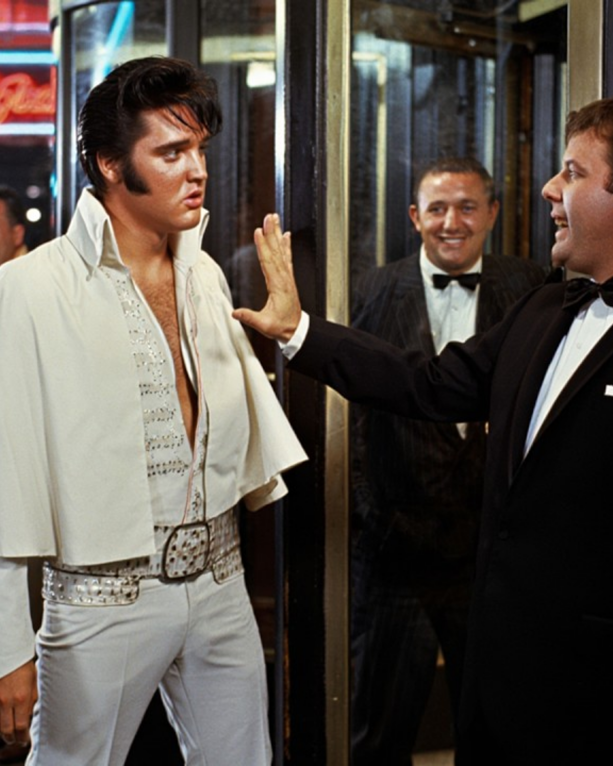 “This is for respectable people.” Elvis Presley Was Denied to Entry a Private Club — What Happened Next Made History | HO